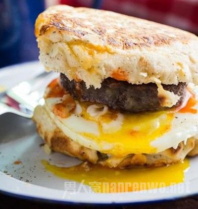 星空app官方网页:在道路上醉酒驾驶机动车的入罪标准如何准确理解?(图3) 星空app官网