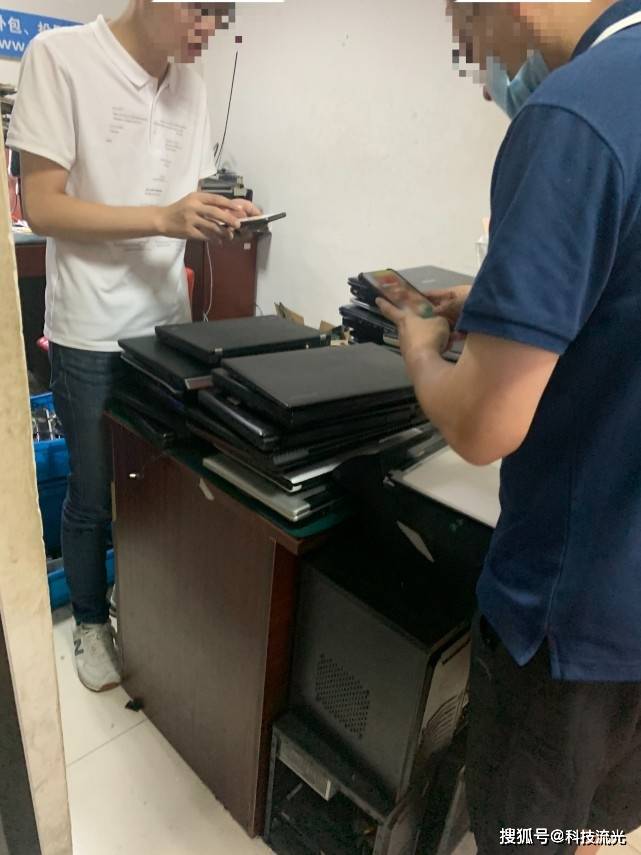 客户到电脑店清灰调养 效果电脑没声音了 老板:不关我的事!【星空app官网】(图4)
客户到电脑店清灰调养 效果电脑没声音了 老板:不关我的事!【星空app官网】(图4)