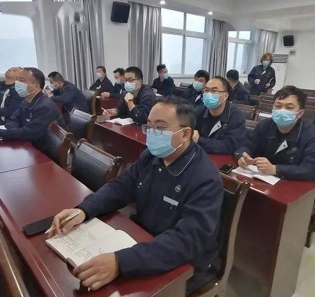 
新媒体时代 消息如何公布更吸睛？——市公交团体举行新媒体通讯员培训班|星空app官方网页(图8)